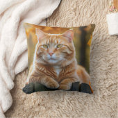 フェンスの上に生姜素朴猫 クッション (ブランケット)