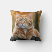 フェンスの上に生姜素朴猫 クッション (正面)