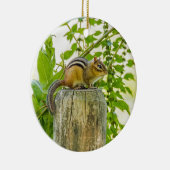 フェンスの上のチムンク セラミックオーナメント (右)