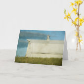 フェンスの上の白い納屋と鳥 カード (黄色い花)