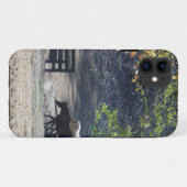 フェンスを歩く茶色の馬 Case-Mate iPhoneケース (裏面(横))
