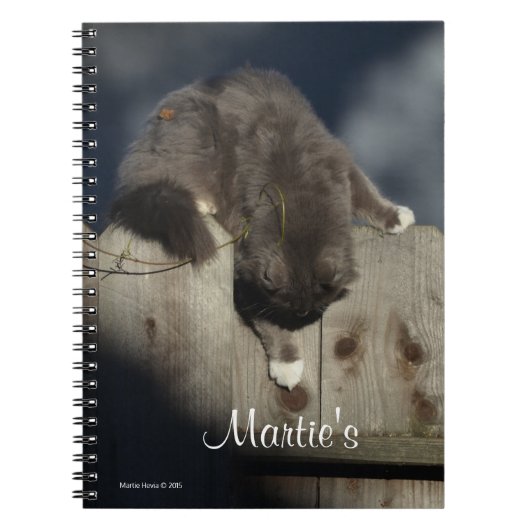 フェンス上の猫(18) ノートブック (正面)