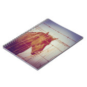 フェンス抽象芸術馬の後ろ ノートブック (左側)