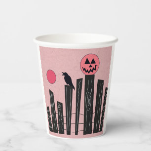 フェンス、カラス、満月が描かれたハロウィンのシーン 紙コップ
