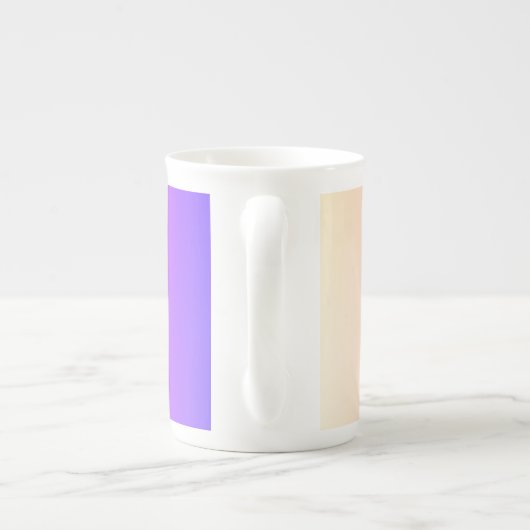 フェージングピーチピンク&パープルカラフルグラデーション ボーンチャイナマグカップ (裏面)