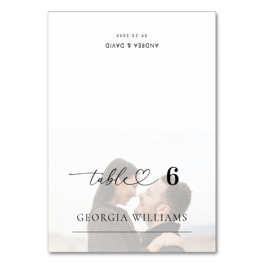 フェードされた写真結婚ハートの編集可能なゲスト名 テーブルナンバー (正面)