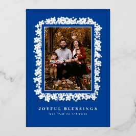 フォイルに包まれたベリーが写真カードのフレームを形成している 箔シーズンカード