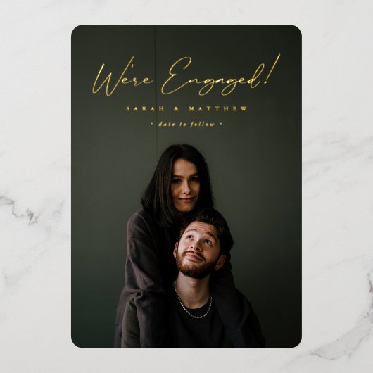 フォイルエレガントスクリプト婚約写真の発表 箔招待状 (正面)