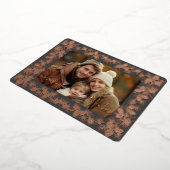 フォイルピネコーンホリデーフォトカード – 木炭 箔シーズンカード (回転した状態)