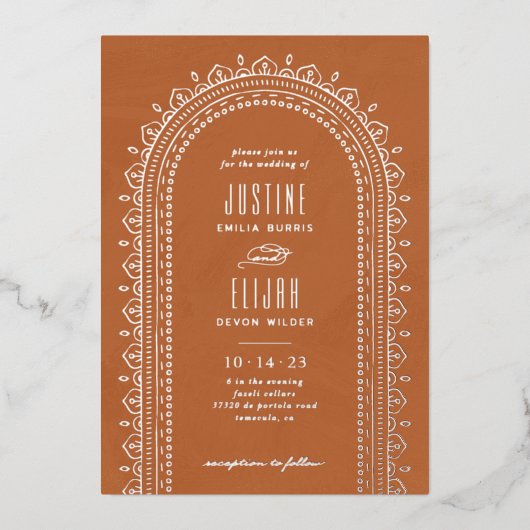 フォイル華美アーチ結婚式招待状 – タン 箔招待状 (正面)