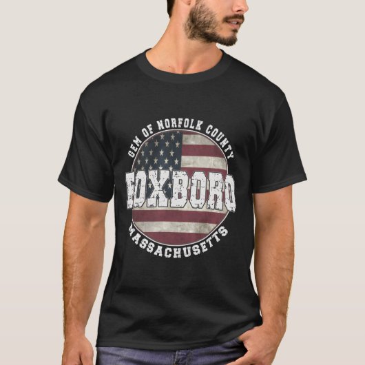 フォックスボロ マサチューセッツ アメリカ国旗 Tシャツ (正面)