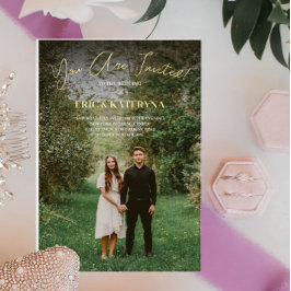 フォトとゴールドフォイルのアクセントを持つ結婚式招待状 箔招待状