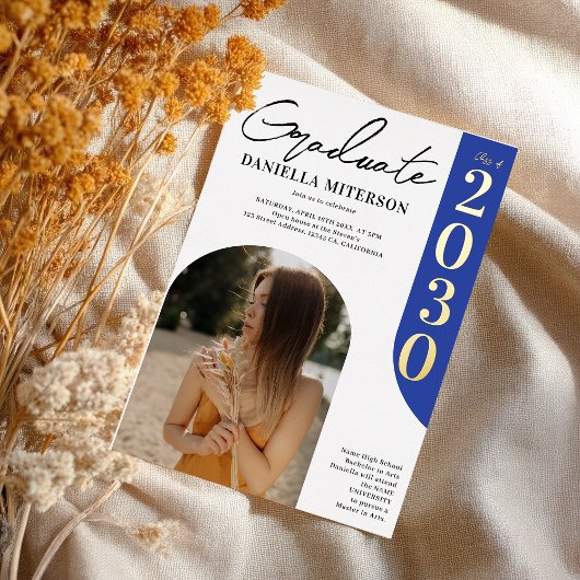 フォトはっきりした金ゴールドアー王室のチブルー卒業 箔招待状