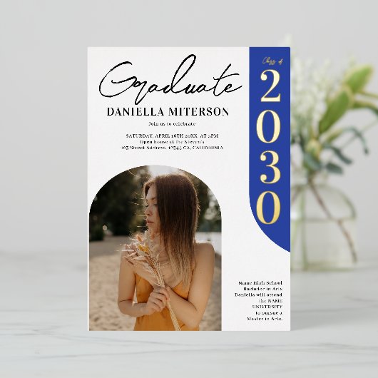 フォトはっきりした金ゴールドアー王室のチブルー卒業 箔招待状 (立ち正面)