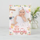 フォトアモダンーチピンクトラクターファーム1st誕生日 招待状 (スタンド正面)