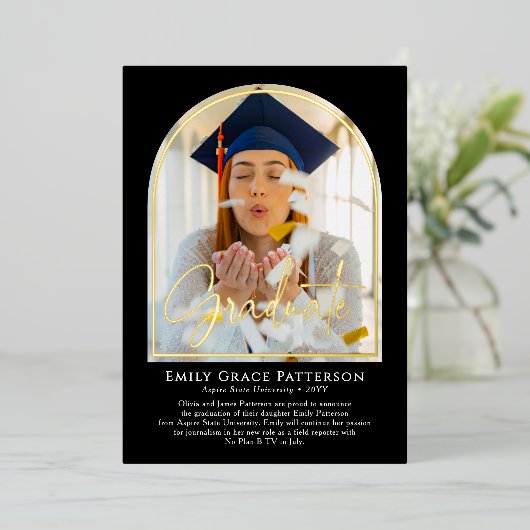 フォトアーモダンチスクリプトの卒業発表 箔招待状 (立ち正面)