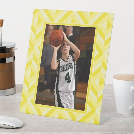 フォトイエロースリートーンダイヤモンドパターン 台座サイン (インサイチュ)