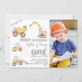 フォトイエローダンプ建築1st誕生日 招待状 (正面)