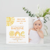 フォトイエローファーストのまわりにトリップサン1st誕生日 招待状 (スタンド正面)