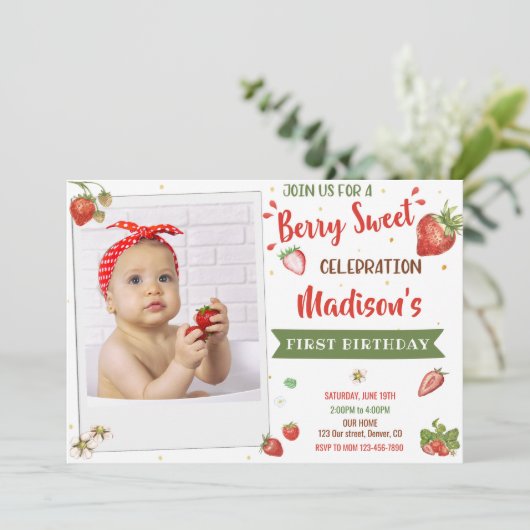 フォトイチゴ誕生日の招待状1st birthday 招待状 (スタンド正面)