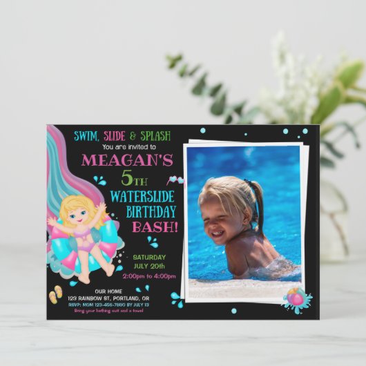 フォトウォータースライド誕生日の招待プールパーティー 招待状 (スタンド正面)