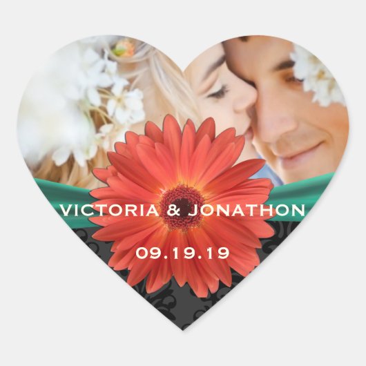 フォトエメラルドとオレンジガーベラデイジー結婚ズ ハートシール (正面)