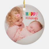 フォトクリスマスグリーティングとハッピーホリデー セラミックオーナメント (裏面)