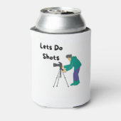 フォトグラファーとクーラーボックスでショットを実行 缶クーラー (缶裏面)