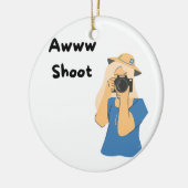 . .フォトグラファーと共に写真を撮る セラミックオーナメント (左)