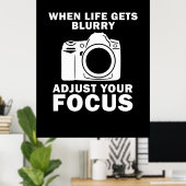 フォトグラファーによる焦点の調整 ポスター (ホームオフィス)