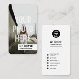 フォトグラファーの写真とロゴのソーシャルメディアのアイコン 名刺