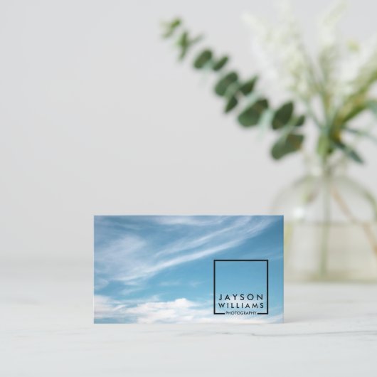 フォトグラファーモダンスクエアロゴ2と画像 名刺 (スタンド正面)