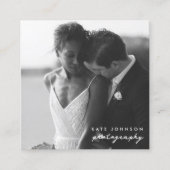 フォトグラファーモダンスクリプト撮影QRコード スクエア名刺 (正面)