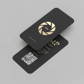 フォトグラファーモダンブラック金ゴールドレンズ撮影 名刺