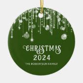 フォトグリーンストリングライトクリスマスパーティー セラミックオーナメント (正面)