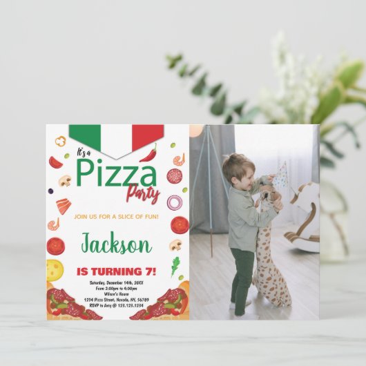 フォトグリーンホワイトレッドピザ誕生日招待状 招待状 (スタンド正面)