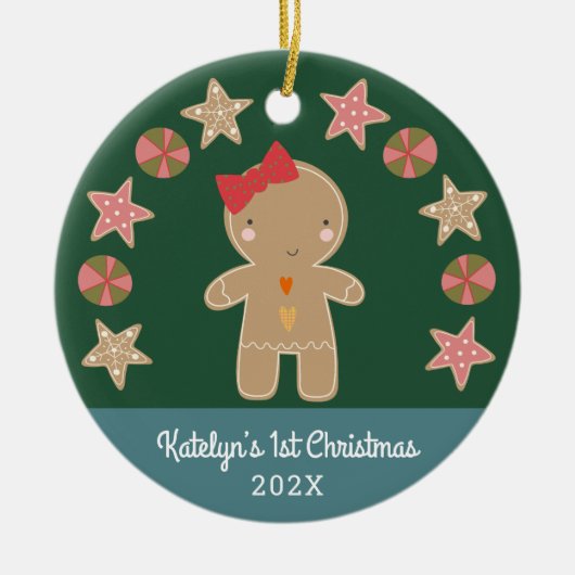 フォトグリーン初めてのクリスマスジンジャーブレッドベビーガール セラミックオーナメント (正面)