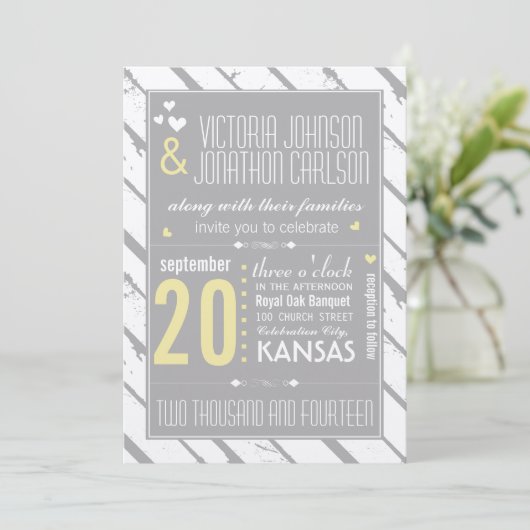 フォトグレーと黄モダン色のタイポグラフィ結婚ズ 招待状 (スタンド正面)