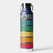 フォトコラージュと8枚の写真カラフルレトロストライプ ウォーターボトル (正面)