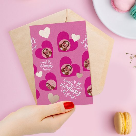 フォトコラージュバレンタインデー熱いピンクハート 箔シーズンカード
