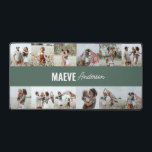 フォトコラージュパーソナライズされたセージモダングリーンシック デスクマット<br><div class="desc">ミニマルモダンガーリーシンプルタイポグラフィセージ緑と白いストライプデザインエレガント写真のコラージュは、ギフトデスク。</div>