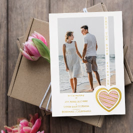 フォトシックエレガントピンク&ゴールデンハートカップル 箔招待状