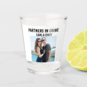フォトショットグラスの犯罪のパートナーおもしろい ショットグラス (正面)