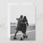 フォトジェニック映画ポスタ結婚ーのミニマモダンリスト 招待状 (裏面)