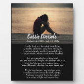 フォトダーク卓上と中毒の詩の記念碑 フォトプラーク (正面)