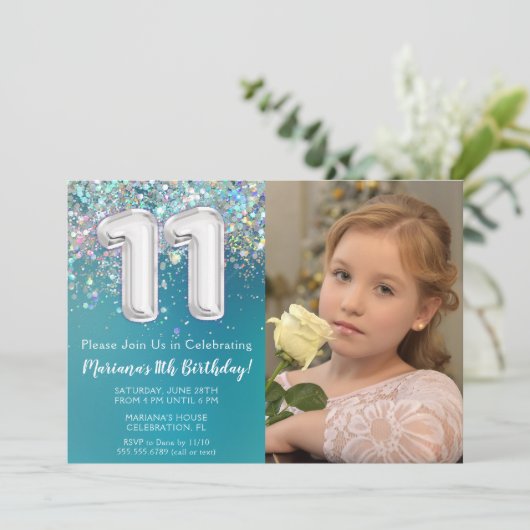 フォトティール（緑がかった色）シルバーグリッター11誕生日 招待状 (スタンド正面)
