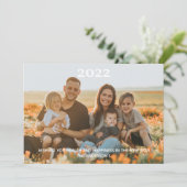 フォトハッピーニューイヤーパーソナライズされたホワイトタイポグラフィ シーズンカード (スタンド正面)