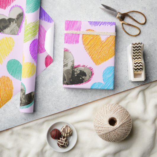 フォトバレンタインデー虹彩手描きハート ラッピングペーパー (クラフト)