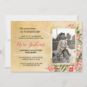 フォトバースデーパーティーコーラルフローラヴィンテージ招待状 招待状 (正面)