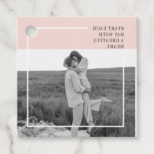 フォトパステルモダンピンクファミリーラブリーギフト フェイバータグ (正面)